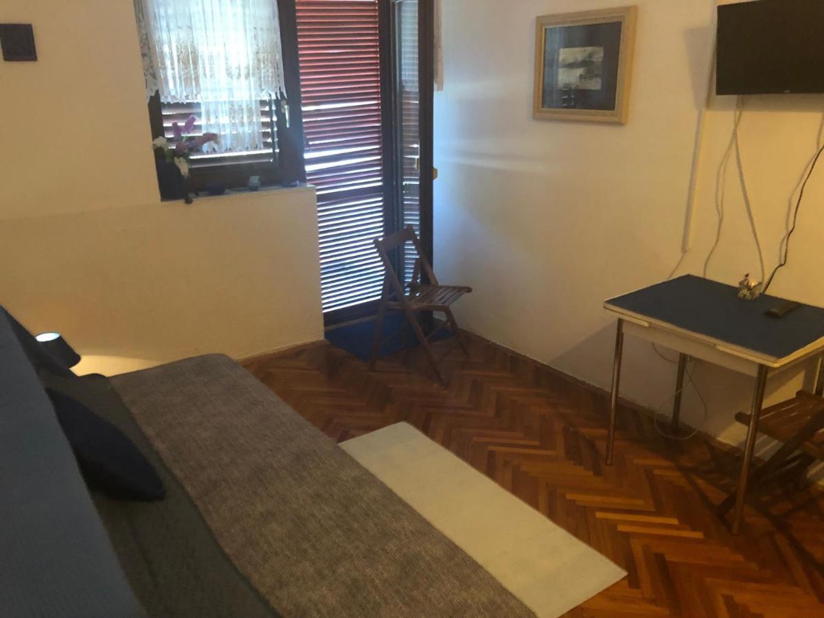 Apartments And Rooms With Parking Space Klenovica, Novi Vinodolski - 5590 Екстериор снимка