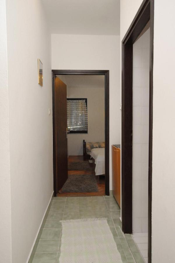 Apartments And Rooms With Parking Space Klenovica, Novi Vinodolski - 5590 Екстериор снимка